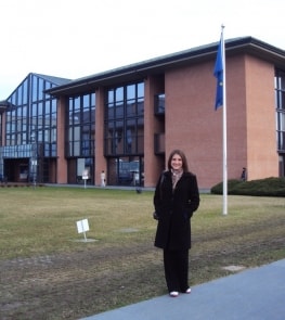 Dra. Carolina durante estágio no Istituto Europeo di Oncologia - Milão/Itália (2010).